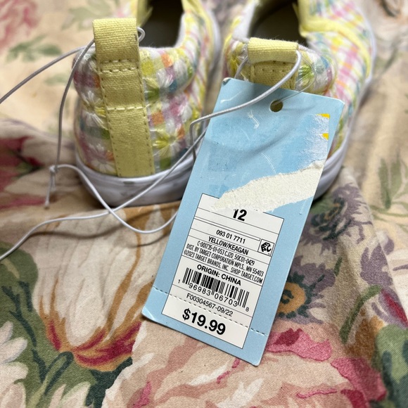 Slip on sneakers - Picture 11 of 15